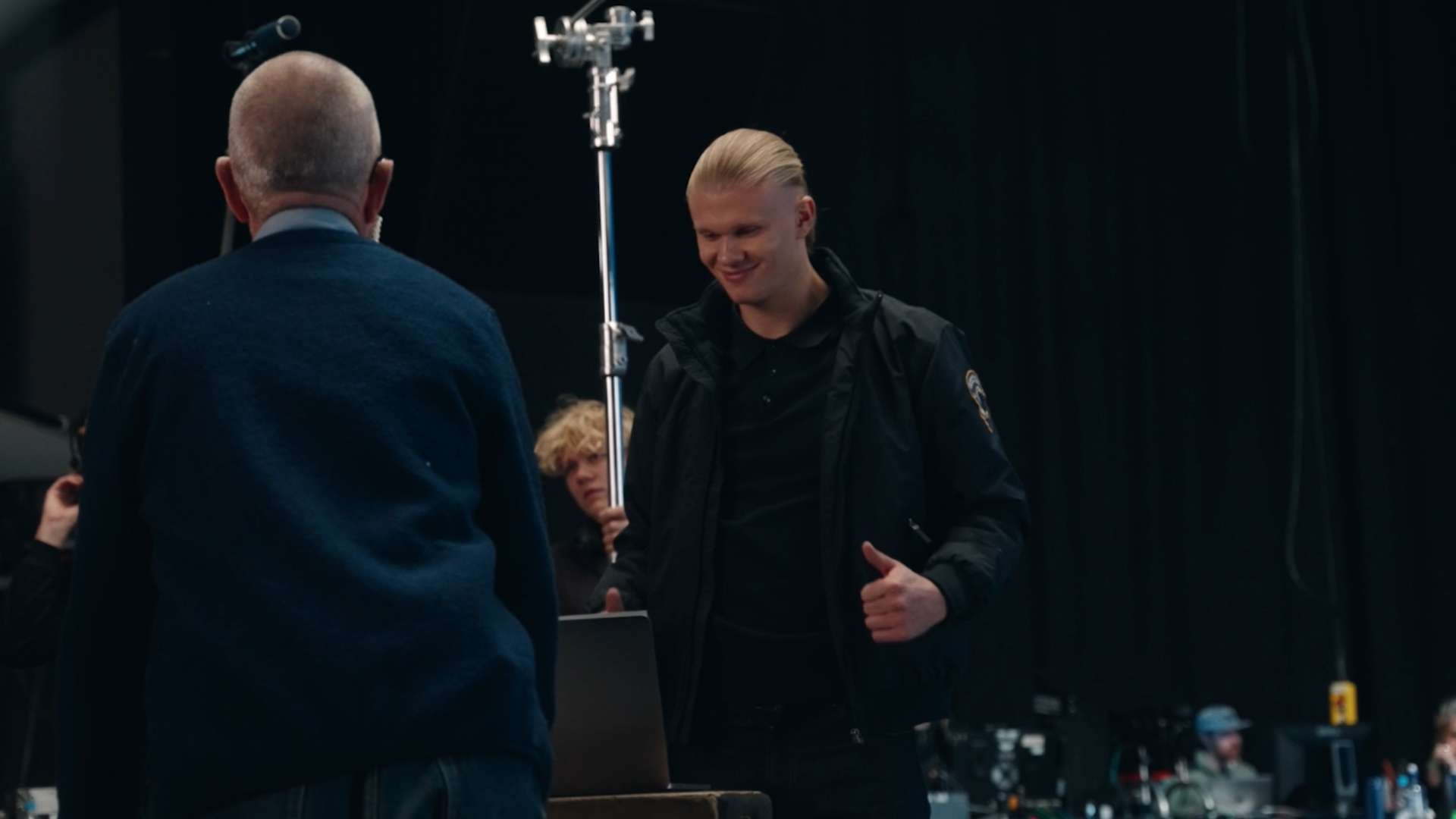 而德國在更 而德國在更