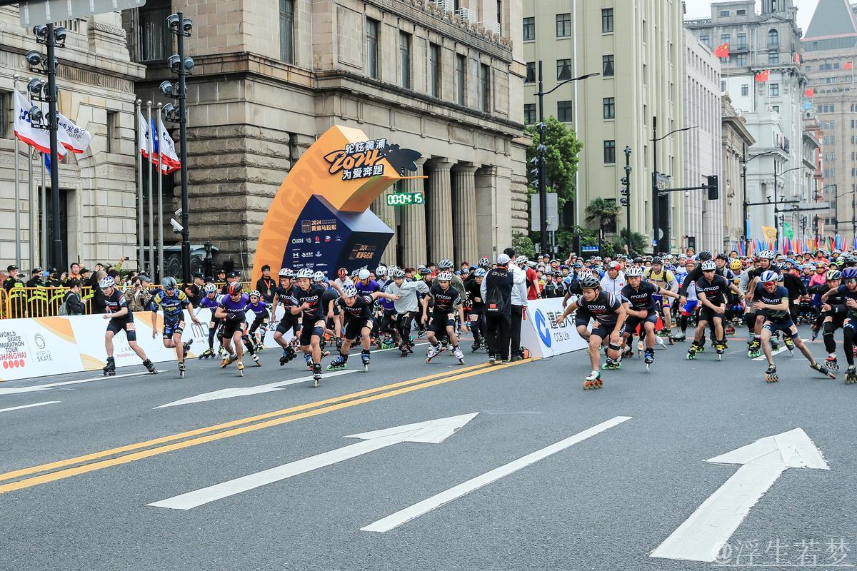 黄浦江畔轮滑盛宴,上海滑出新精彩 黄浦江畔轮滑盛宴,上海滑出新精彩